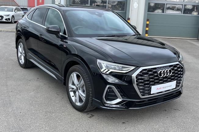 AUDI Q3 Photo 52