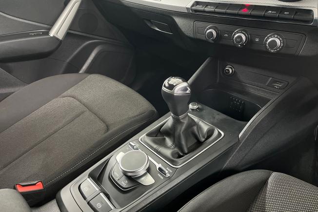 AUDI Q2 Photo 23
