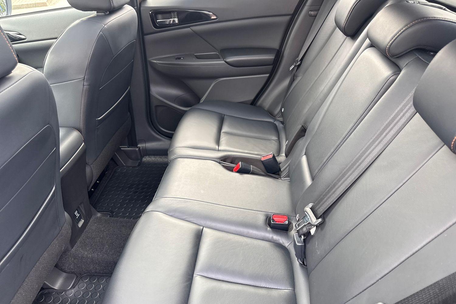 Mitsubishi ECLIPSE CROSS Photo 19