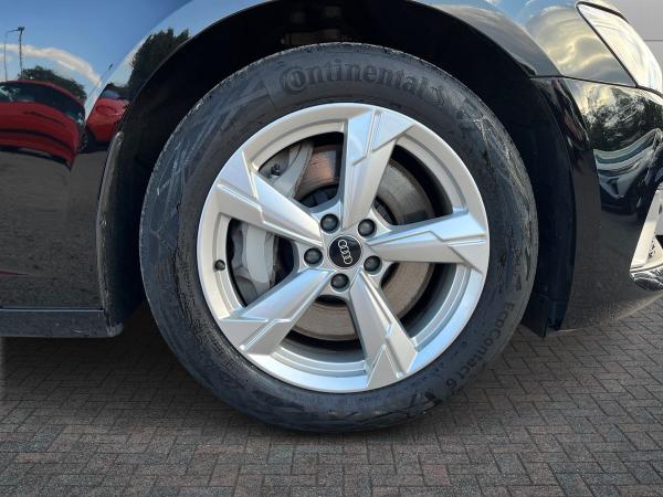 Audi A6 Saloon Photo autoimg-be258b68755d2717011ef55fe221a23feb7fc3de.jpg