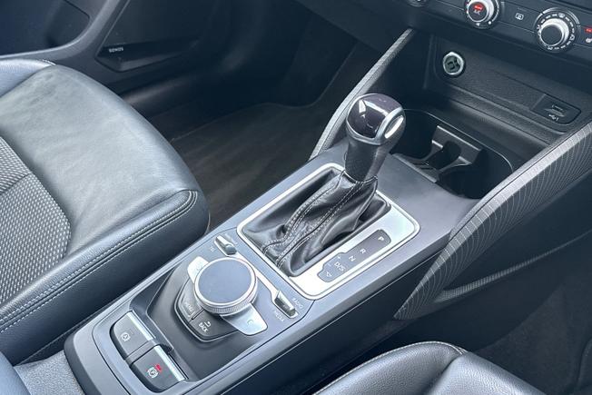 Audi Q2 Photo 40