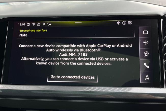 AUDI Q4 e-tron Photo 22