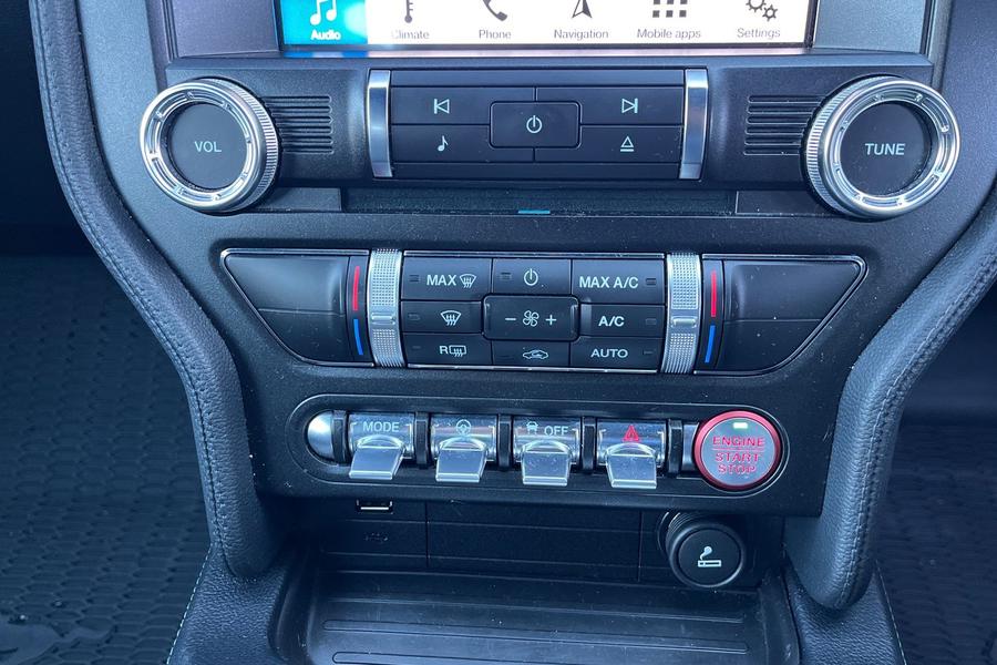 Ford Mustang Photo autoimg-be32d78ecb69f30cbb357791ad00ce6a425f850d.jpg