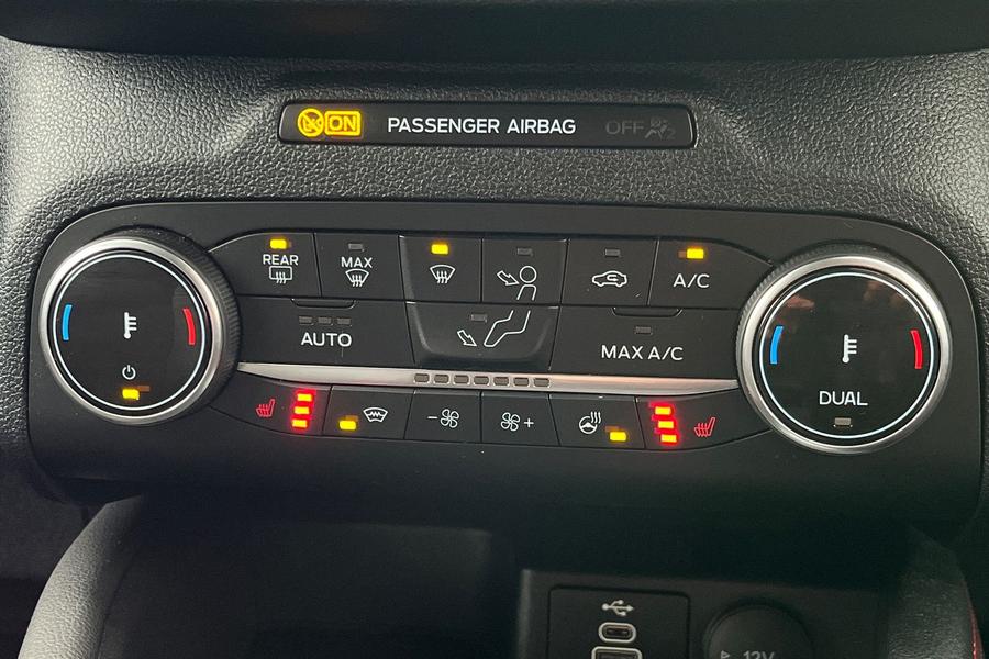 Ford Kuga Photo autoimg-be35b33b637ef3b11f57257d784f14279390a273.jpg