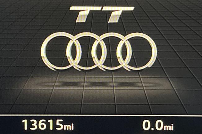AUDI TT Photo 15