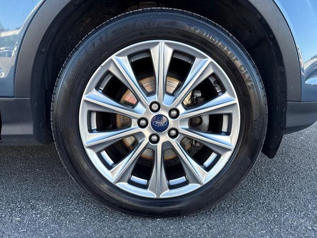 FORD Kuga Photo 5