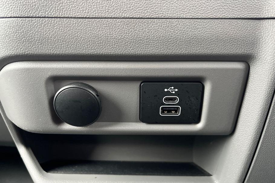 Used Ford TRANSIT CUSTOM 28