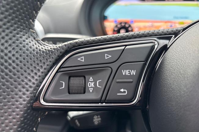 Audi S3 Photo 17