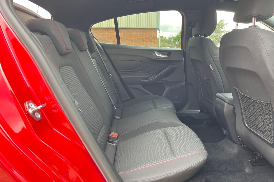 Ford Focus Photo autoimg-be4460a22324c9d8a2e2b6b20143a6710892494b.jpg