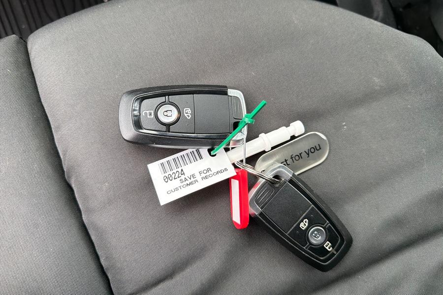 Ford TRANSIT CONNECT Photo autoimg-be4669f9e87a8deb6454057fb93c67667e1456e6.jpg