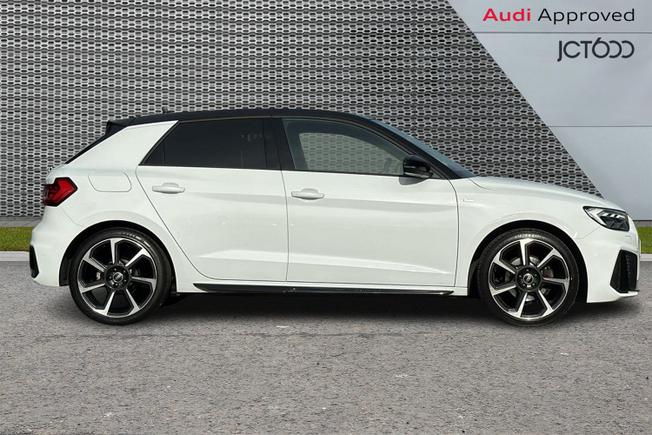 Audi A1 Photo 4