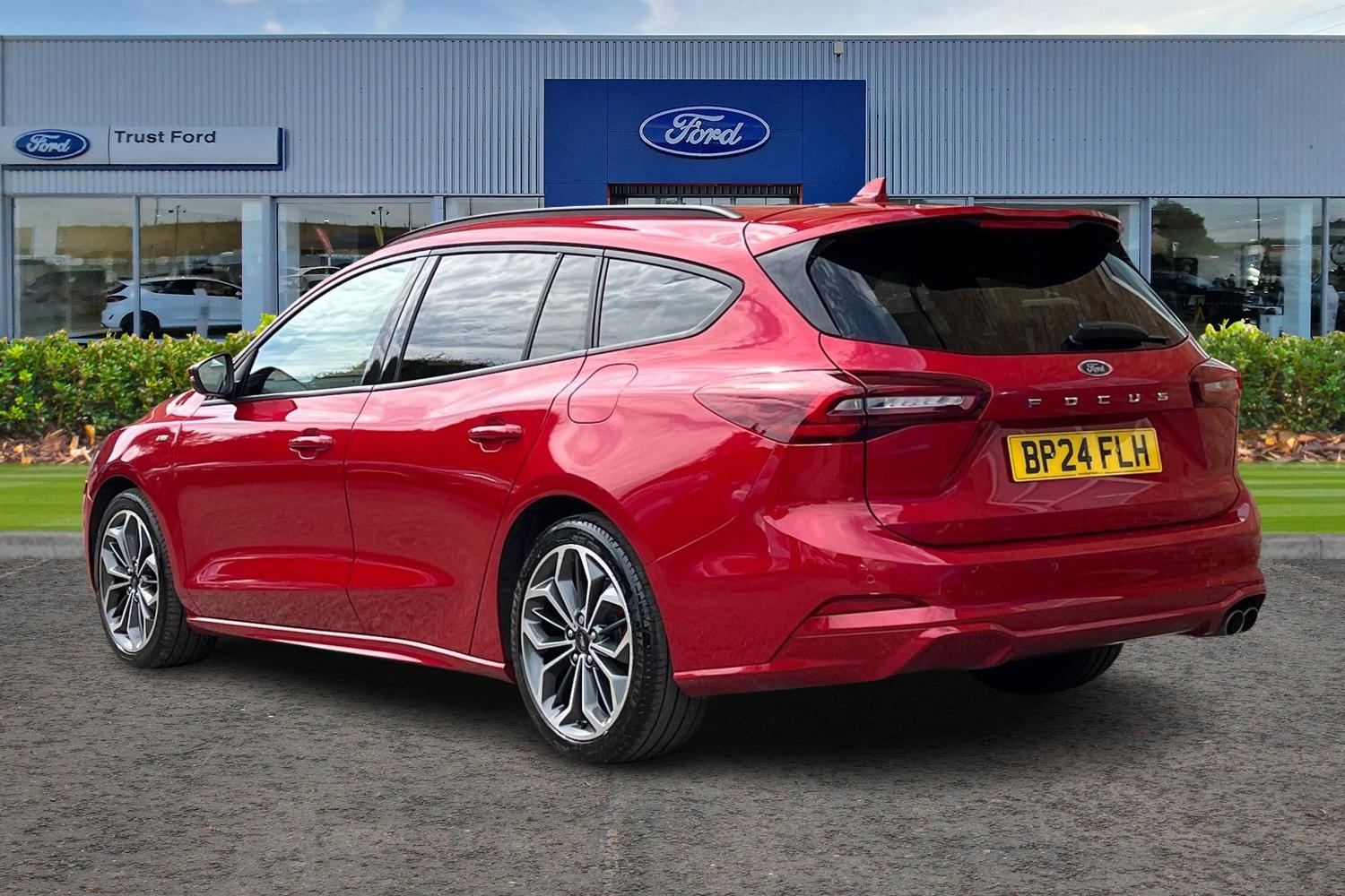 Ford FOCUS Photo 1