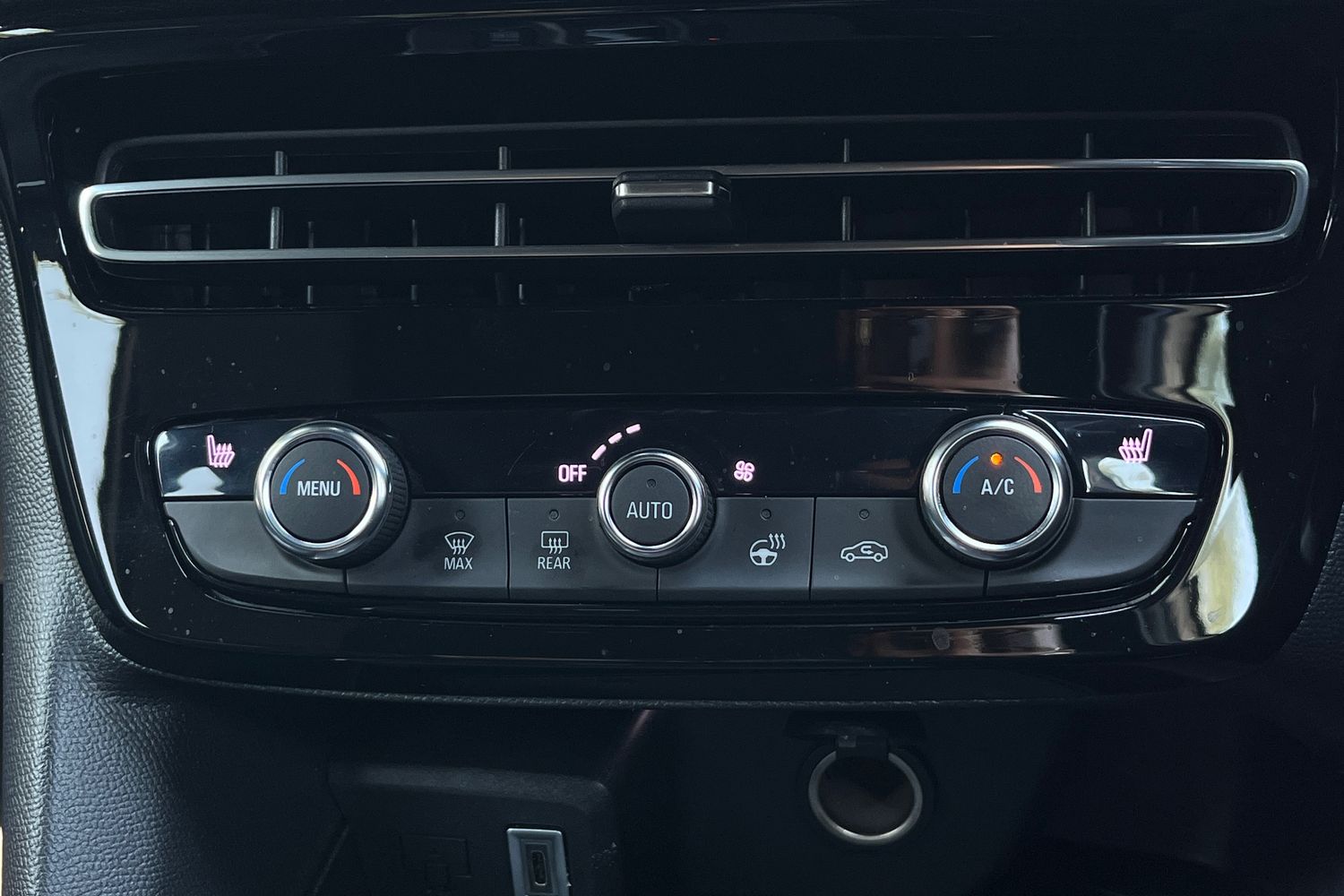 Vauxhall Mokka Photo 32