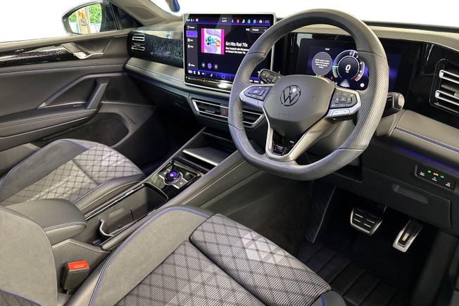 VOLKSWAGEN Tiguan Photo 6