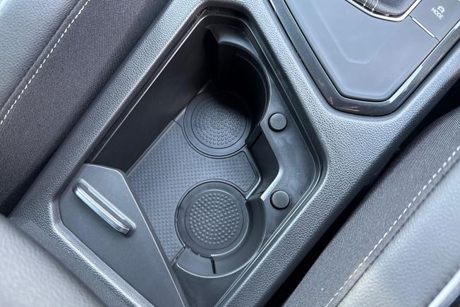 VOLKSWAGEN Tiguan Photo 42