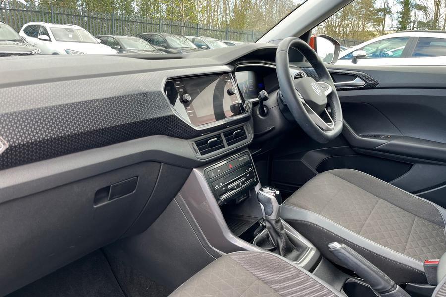 Volkswagen T-CROSS Photo autoimg-be49f84c0834358dd5e4ccf4ea2235c15d3fcaa3.jpg