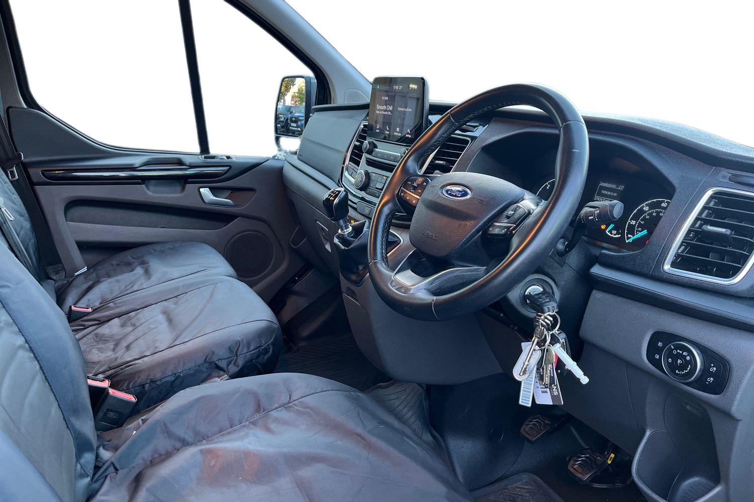 Ford TRANSIT CUSTOM Photo 13