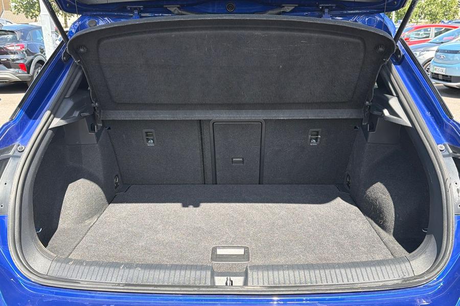 Volkswagen T-ROC Photo autoimg-be4c5e16ac09007fab5791f8a04f8b948bee1e77.jpg