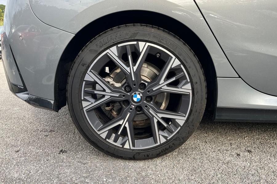 BMW 1 SERIES Photo autoimg-be4eced82f7ee2e20f00a7f55c6ae09b4b051256.jpg