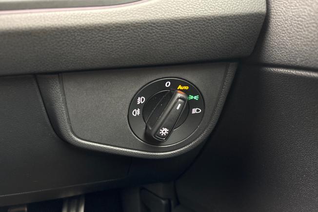 VOLKSWAGEN Polo Photo 30