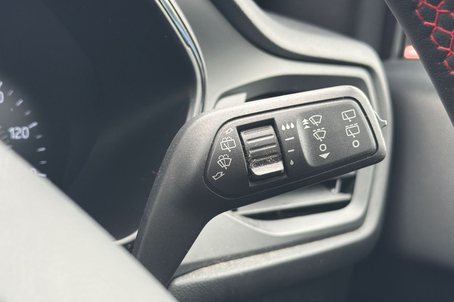 Ford FOCUS Photo 14