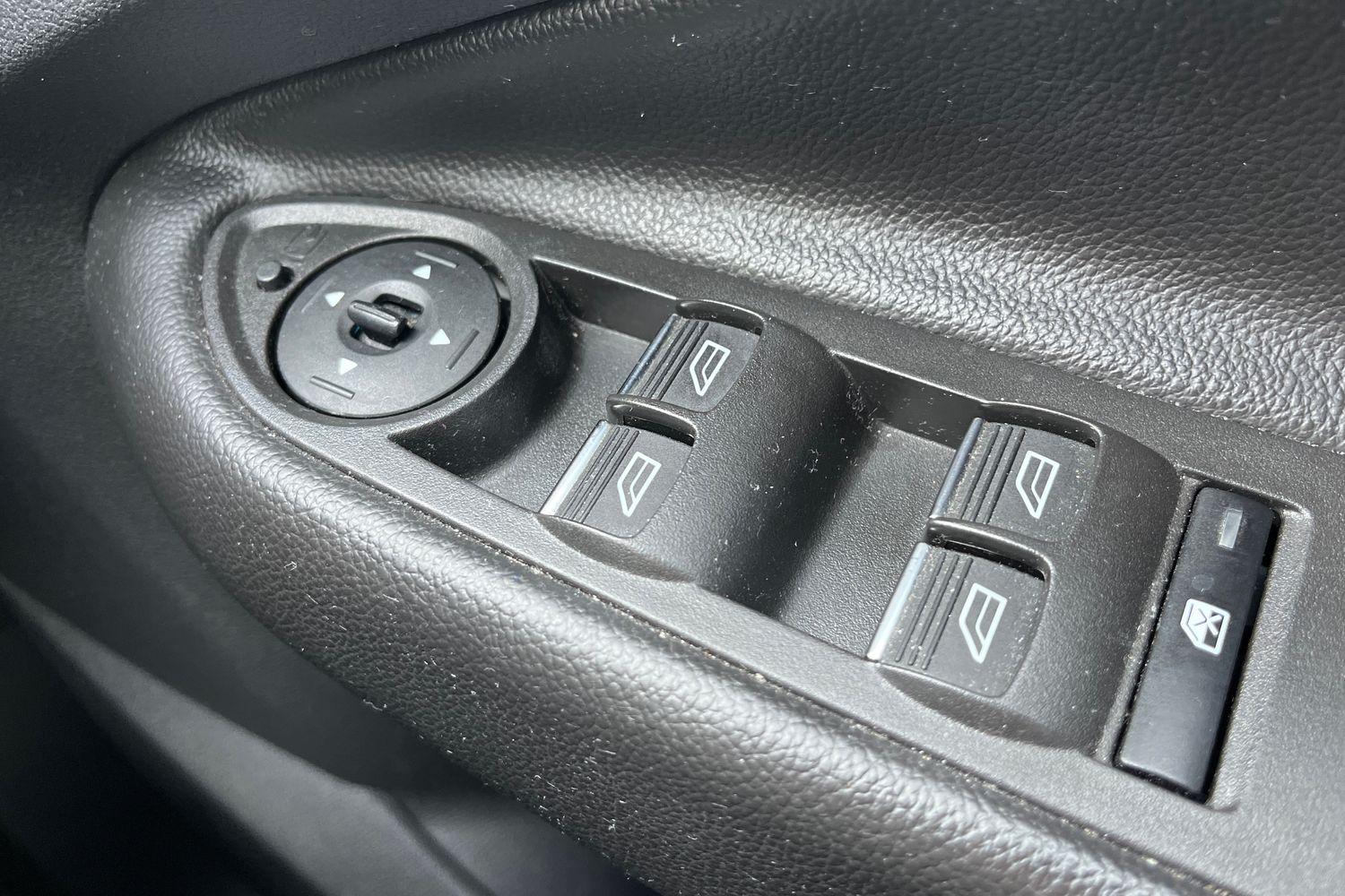 Ford KUGA Photo 15