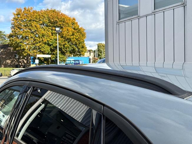 FORD Kuga Photo 39