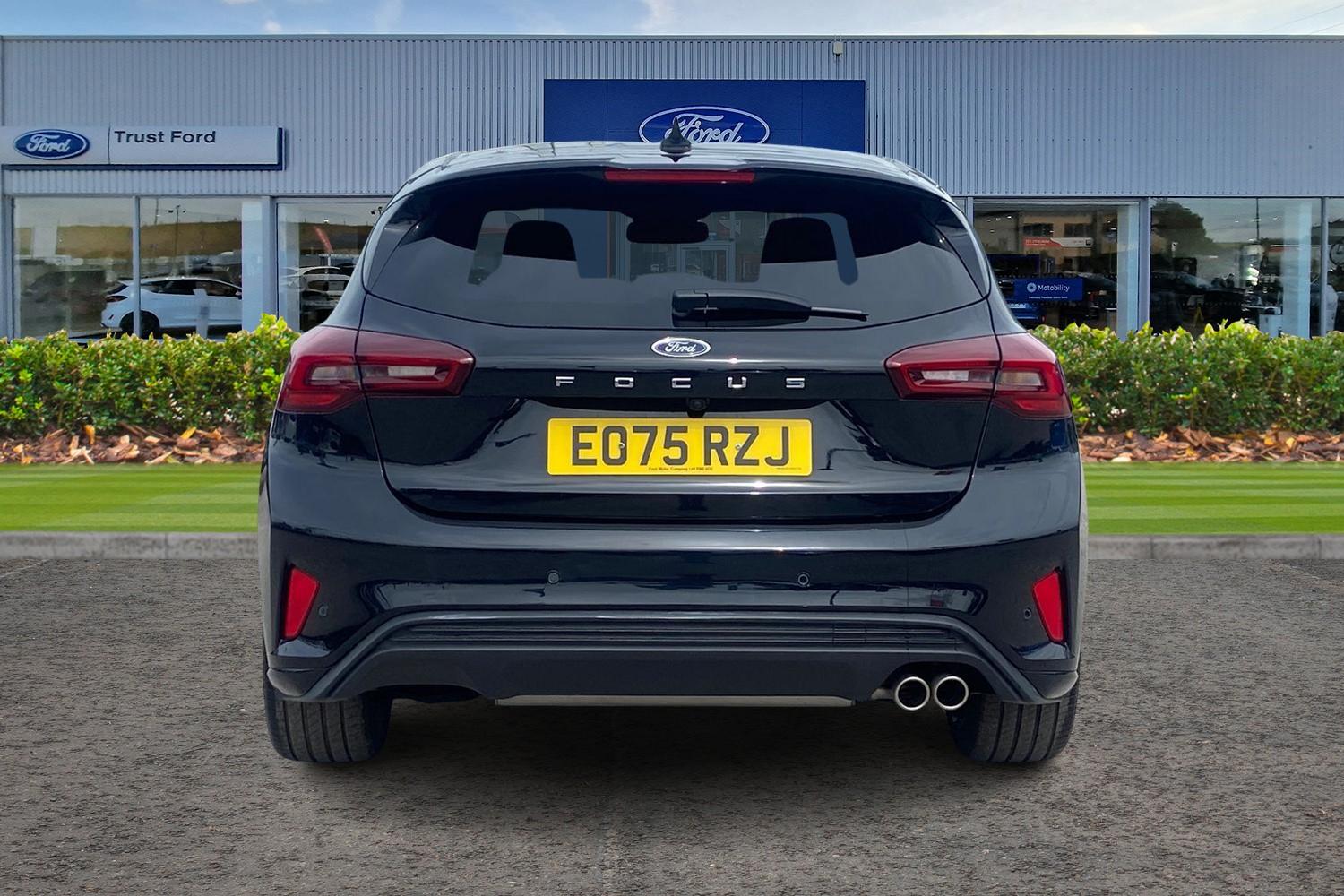 Ford FOCUS Photo 6