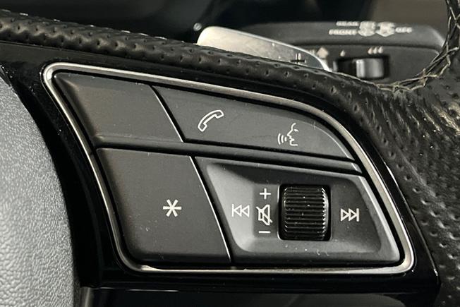 AUDI S3 Photo 17