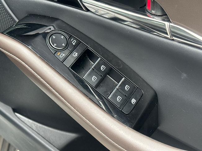 MAZDA CX-30 Photo 26