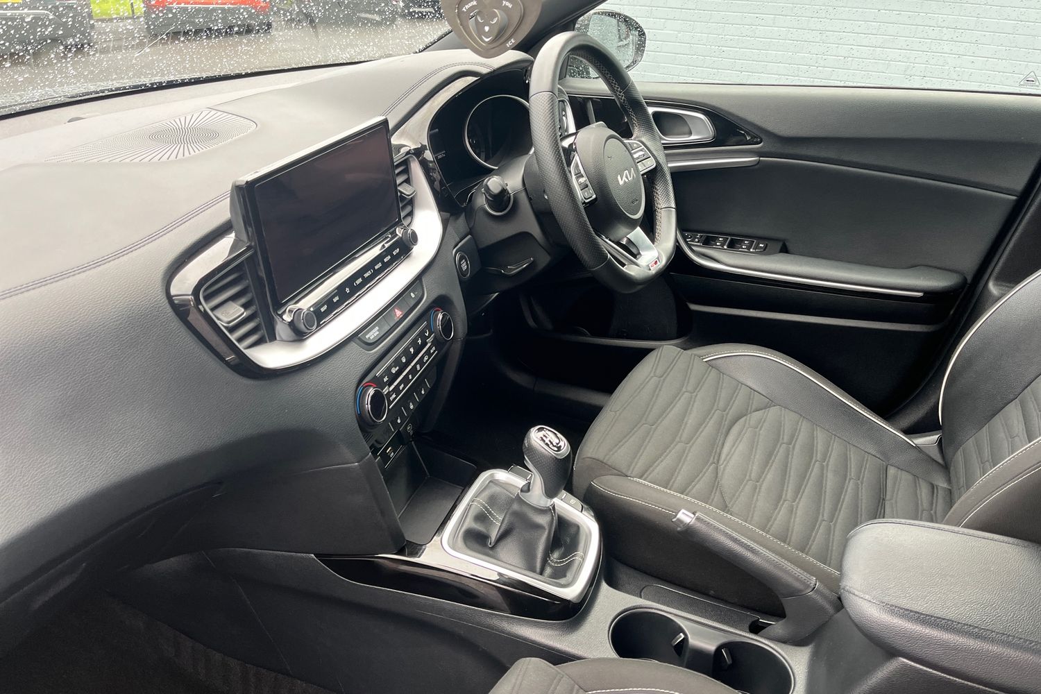 Kia CEED Photo 17
