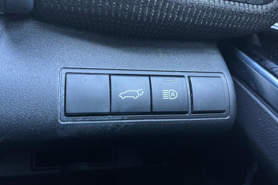 Toyota bZ4X Photo autoimg-be5fbf3039b26f09b1f36ac6a8540068c477a728.jpg