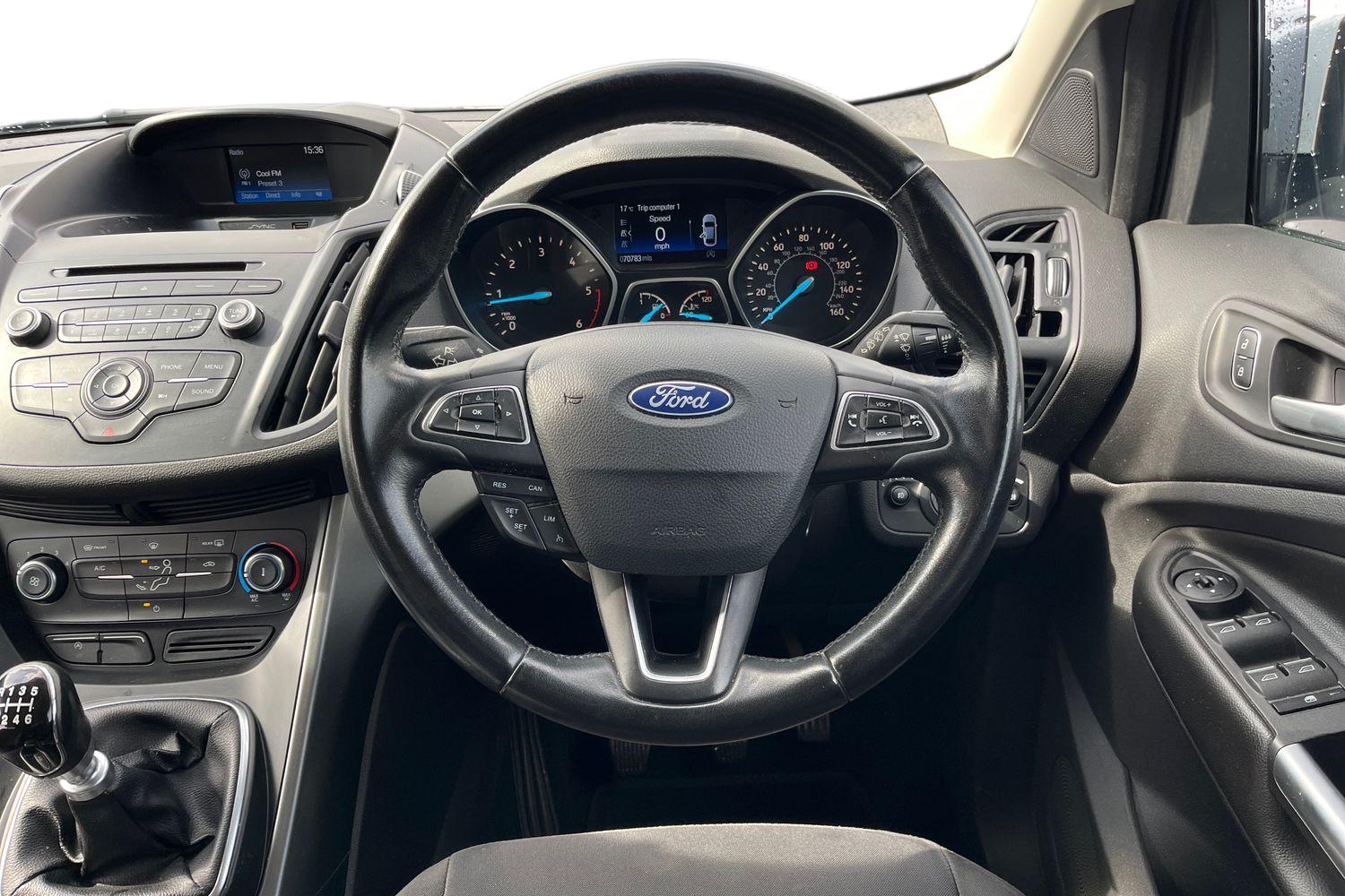 Ford Kuga Photo 10