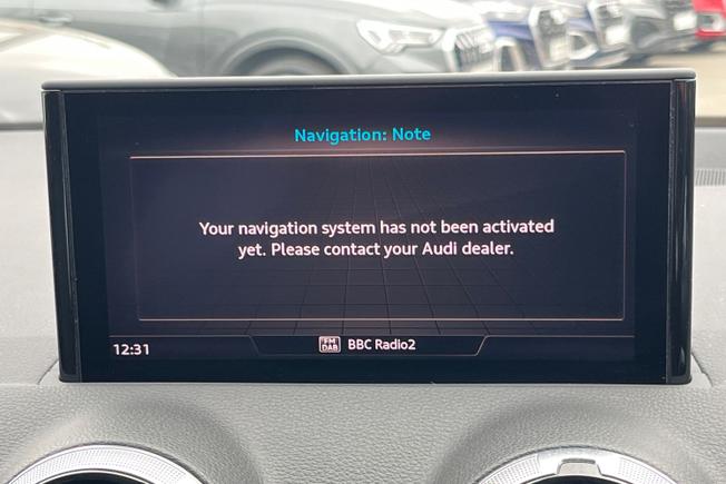 Audi Q2 Photo 32
