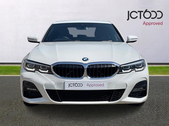 BMW 3 Series Photo 8