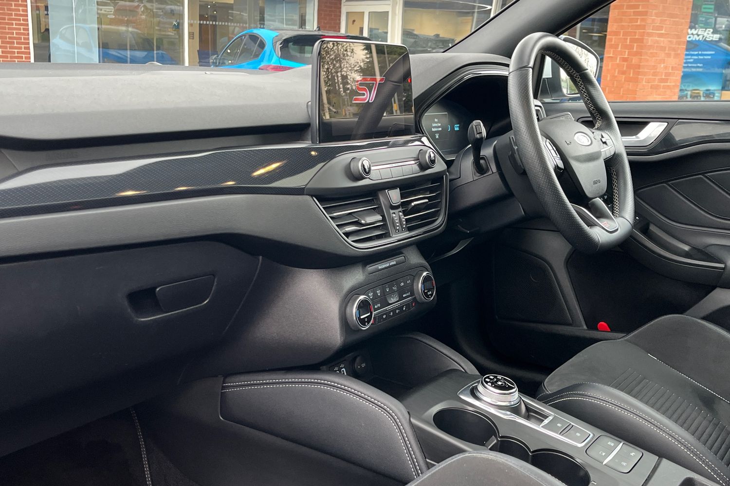 Ford FOCUS Photo 17