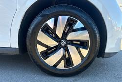 Volkswagen ID. BUZZ Photo 5