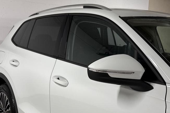 VOLKSWAGEN Tiguan Photo 20