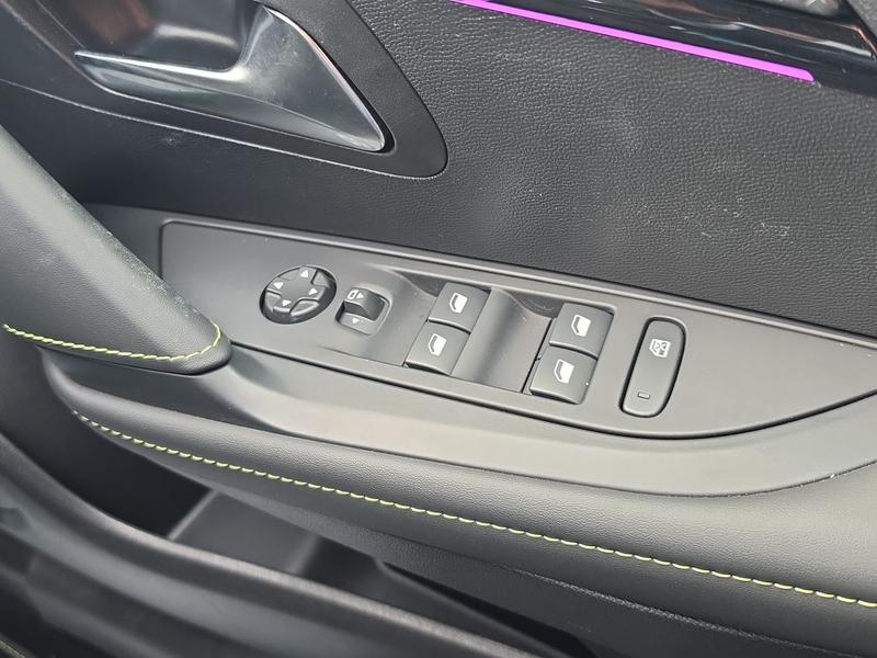 Used Peugeot 208 KJ25WCV 26