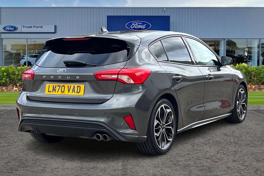 Ford Focus Photo autoimg-be953a0f05fbde4903f4f9c0ec22a3247ddebc11.jpg