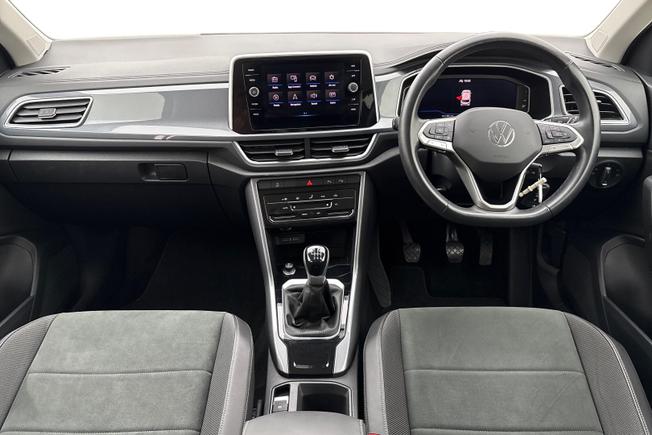VOLKSWAGEN T-Roc Photo 10
