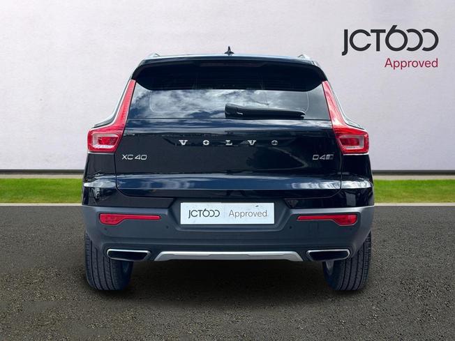 VOLVO Xc40 Photo 7