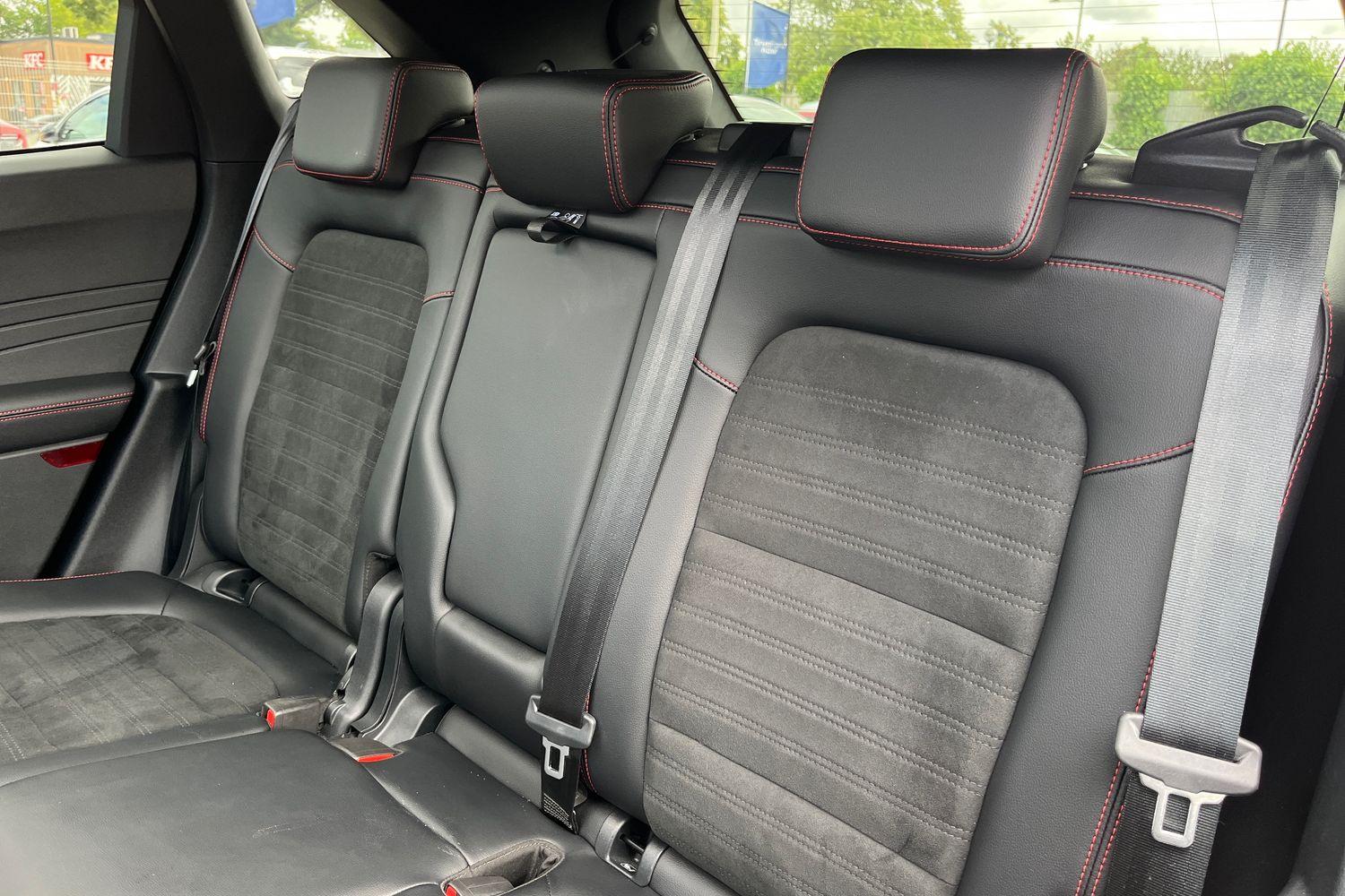 Ford KUGA Photo 19