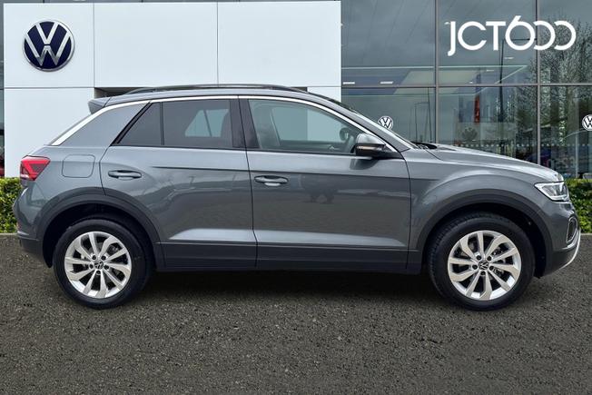 VOLKSWAGEN T-Roc Photo 4