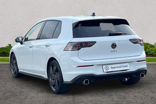 Volkswagen Golf Photo autoimg-bea05cf2df891c89f213041f2ed4c66e164d4dbf.jpg