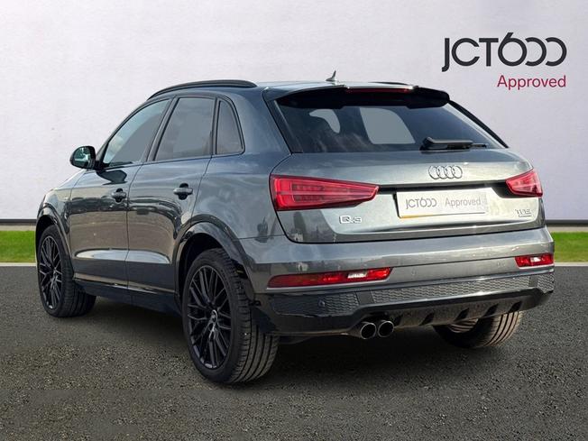 AUDI Q3 Photo 3