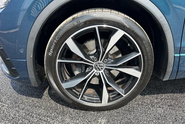 VOLKSWAGEN Tiguan Photo 26