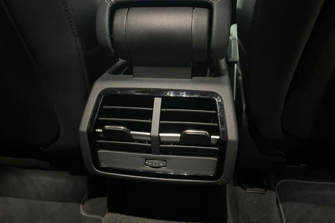 AUDI Q3 Photo 28