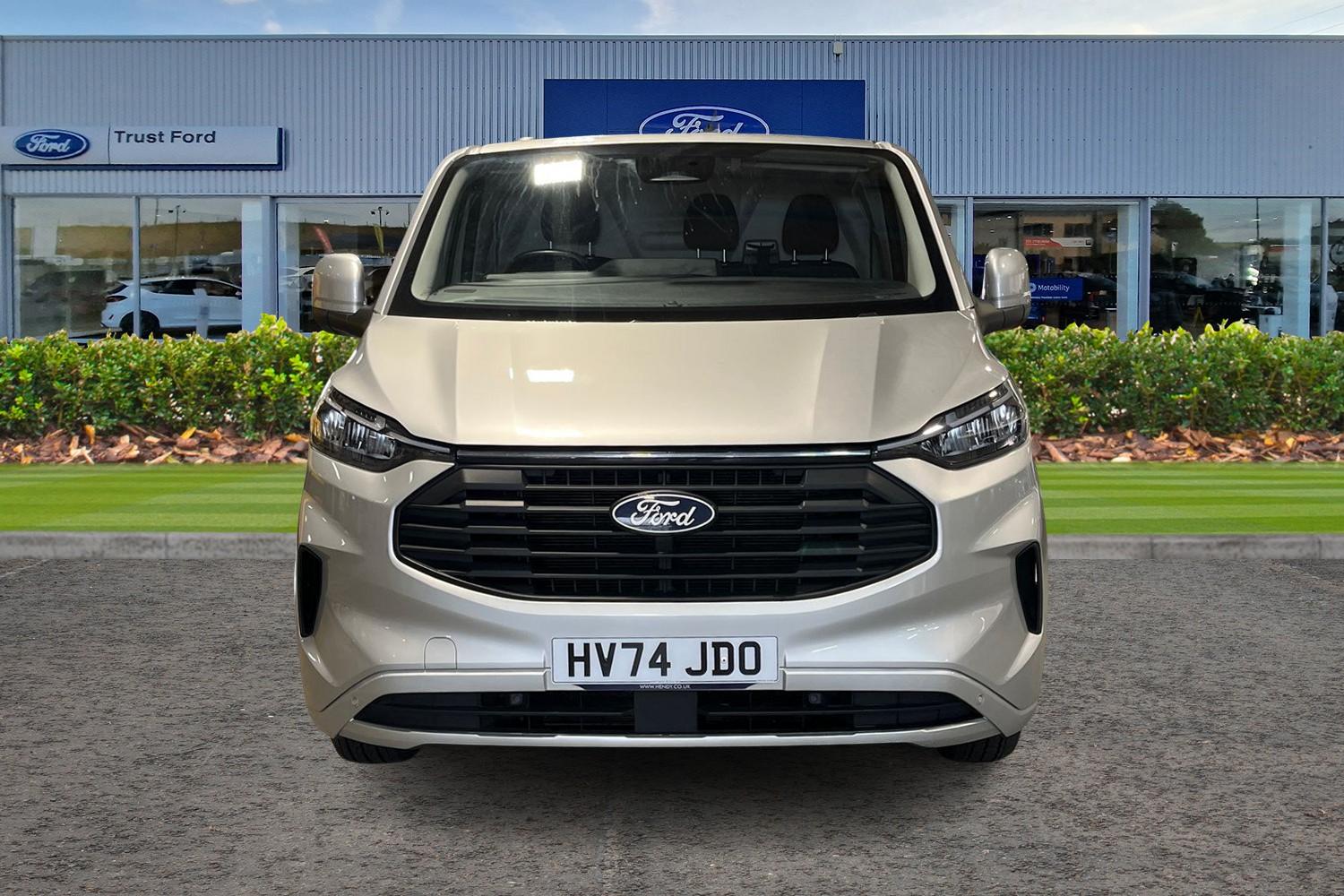 Ford Transit Custom Photo 11