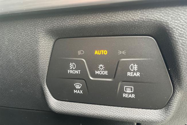 SEAT Leon Photo 23